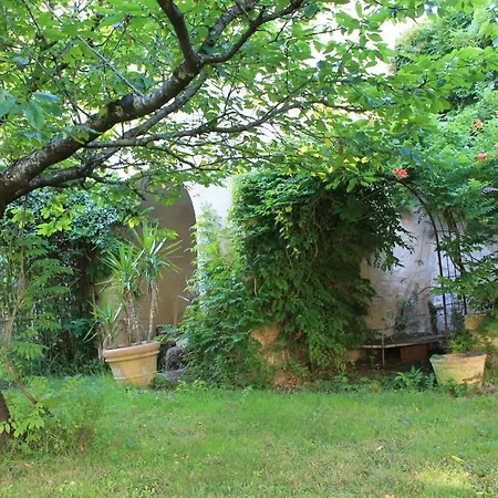 Au Sein D Abbaye Cistercienne *